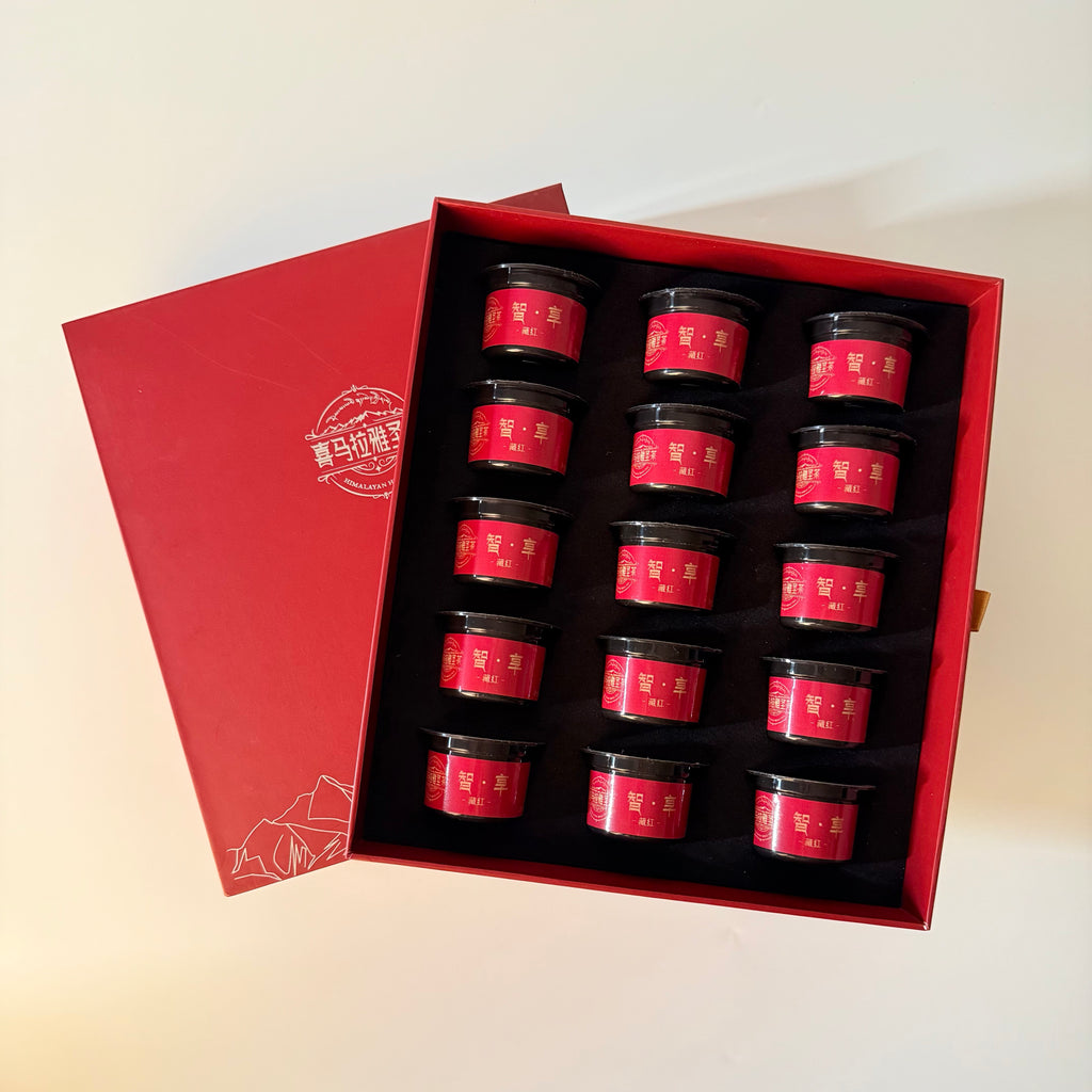 Red Tea Capsules, close-up